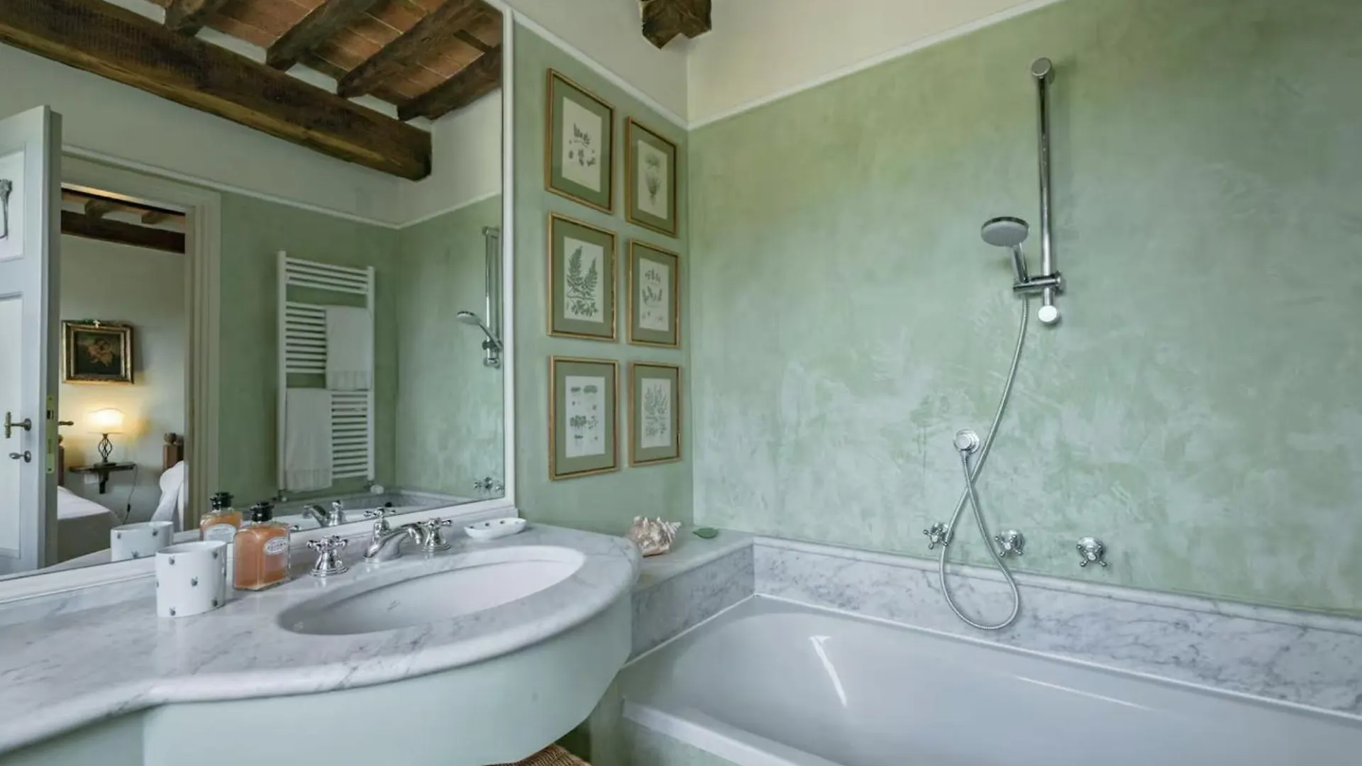 Luxury Pool Villa Oliveto 12 - Belcantovillas Marlia
