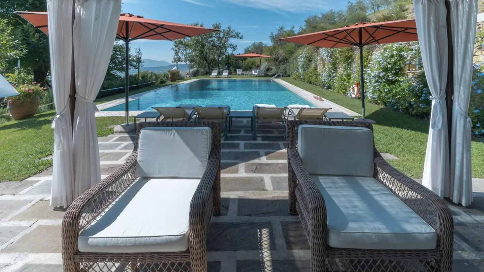 Luxury Pool Villa Oliveto 12 - Belcantovillas Marlia