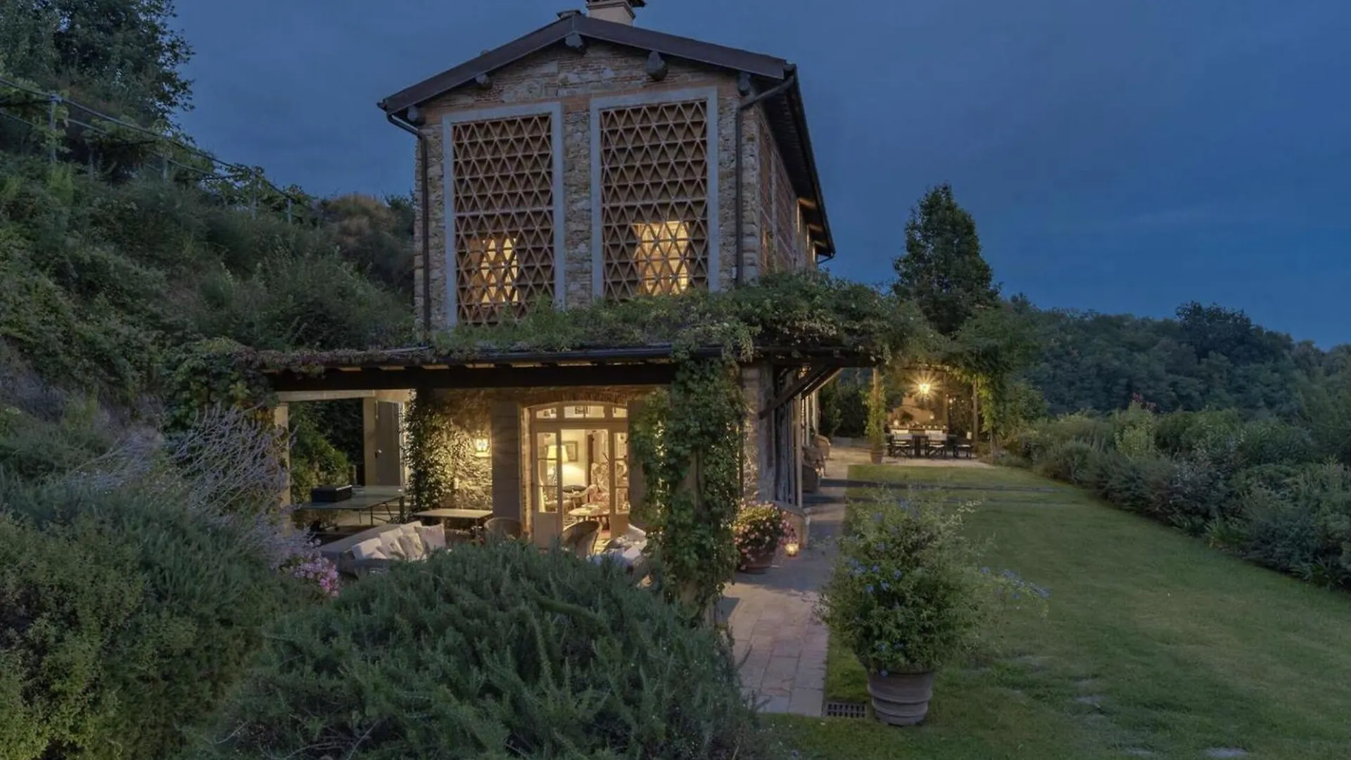 Luxury Pool Villa Oliveto 12 - Belcantovillas Marlia 0*,  이탈리아